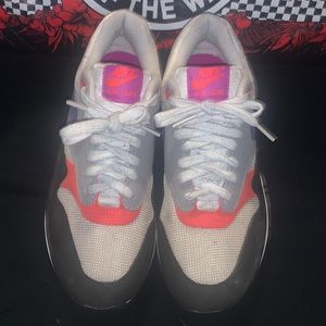 Nike Air Max- only worn twice like new